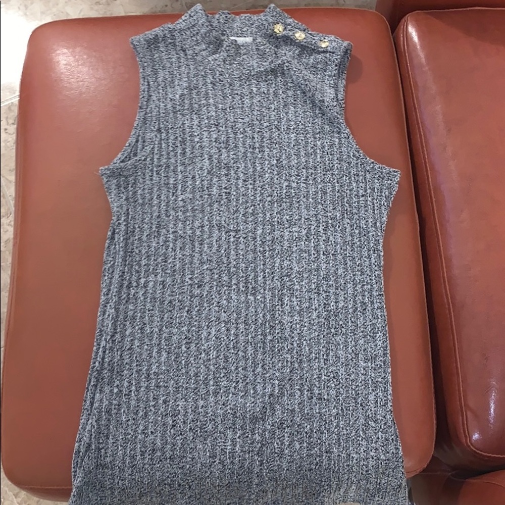 Turtleneck knit tank